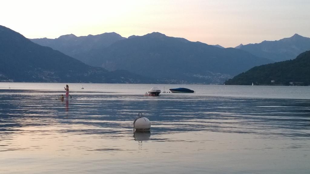 La Maison Des Lions Appartamenti Vacanze Accesso Diretto Alla Spiaggia Localita Amore Cannobio Kamer foto