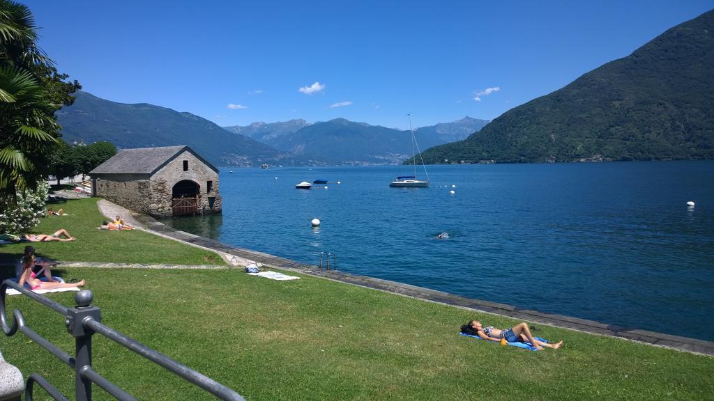 La Maison Des Lions Appartamenti Vacanze Accesso Diretto Alla Spiaggia Localita Amore Cannobio Kamer foto